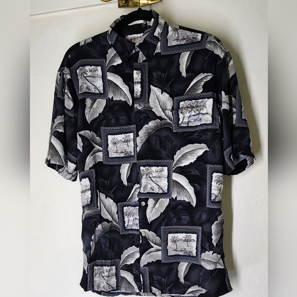 Vintage CAMPIA MODA Black Hawaiian Short Sleeve Tropical Print Shirt Mens Small